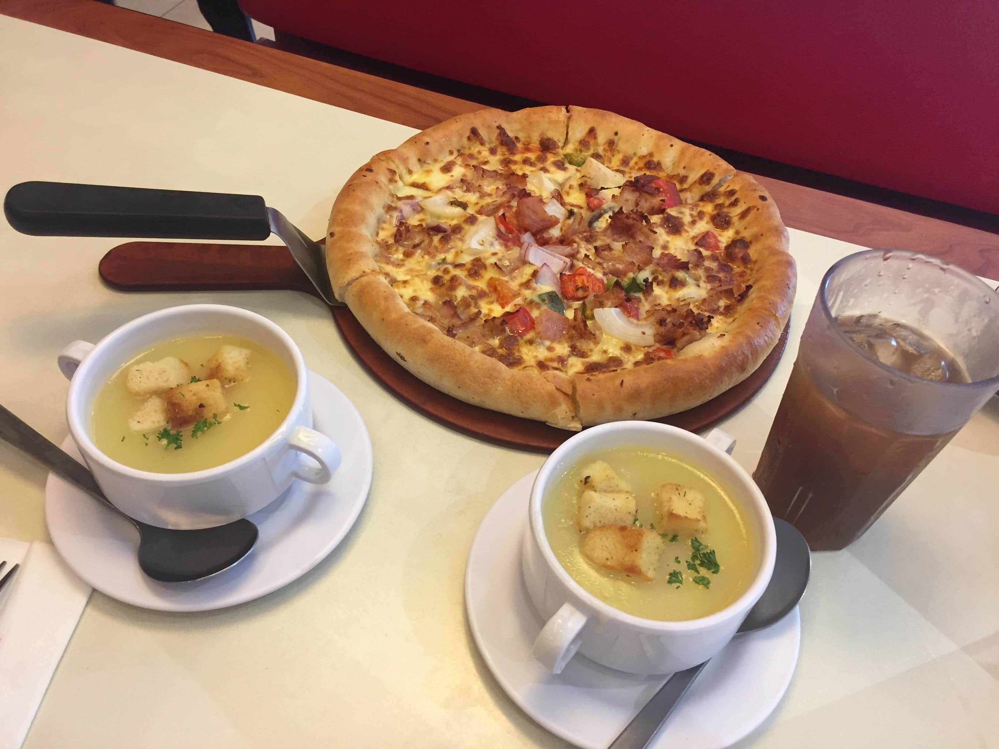 Pizza hut SM Bacoor Date with AZ